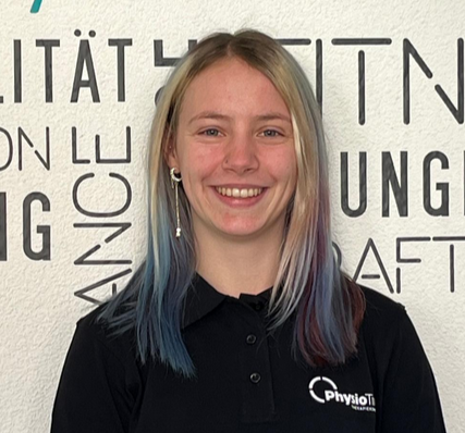 Svenja Baumgärtner ist neu bei uns tätig, sie freut sich darauf, Sie zu therapieren.